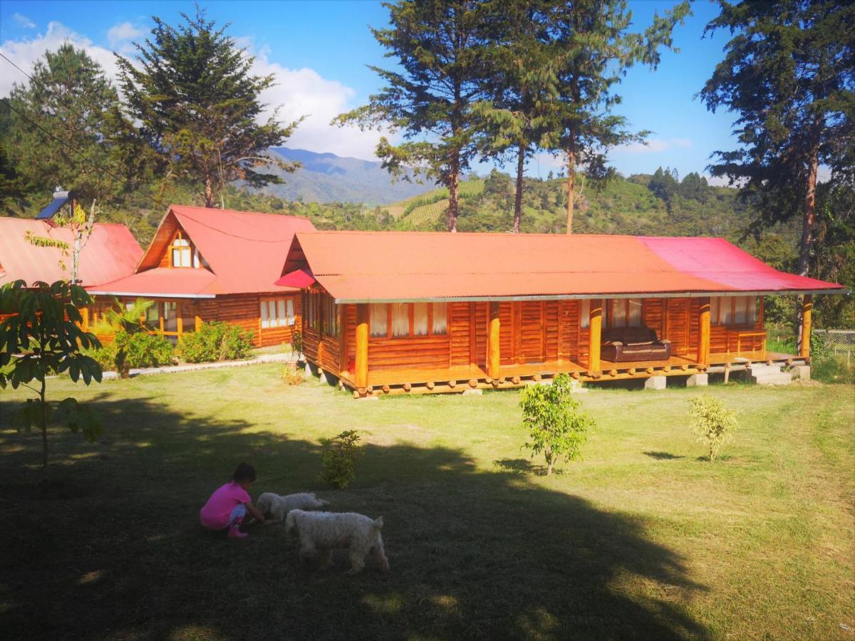 Hassinger Ranch Cabanas Оксапампа Экстерьер фото