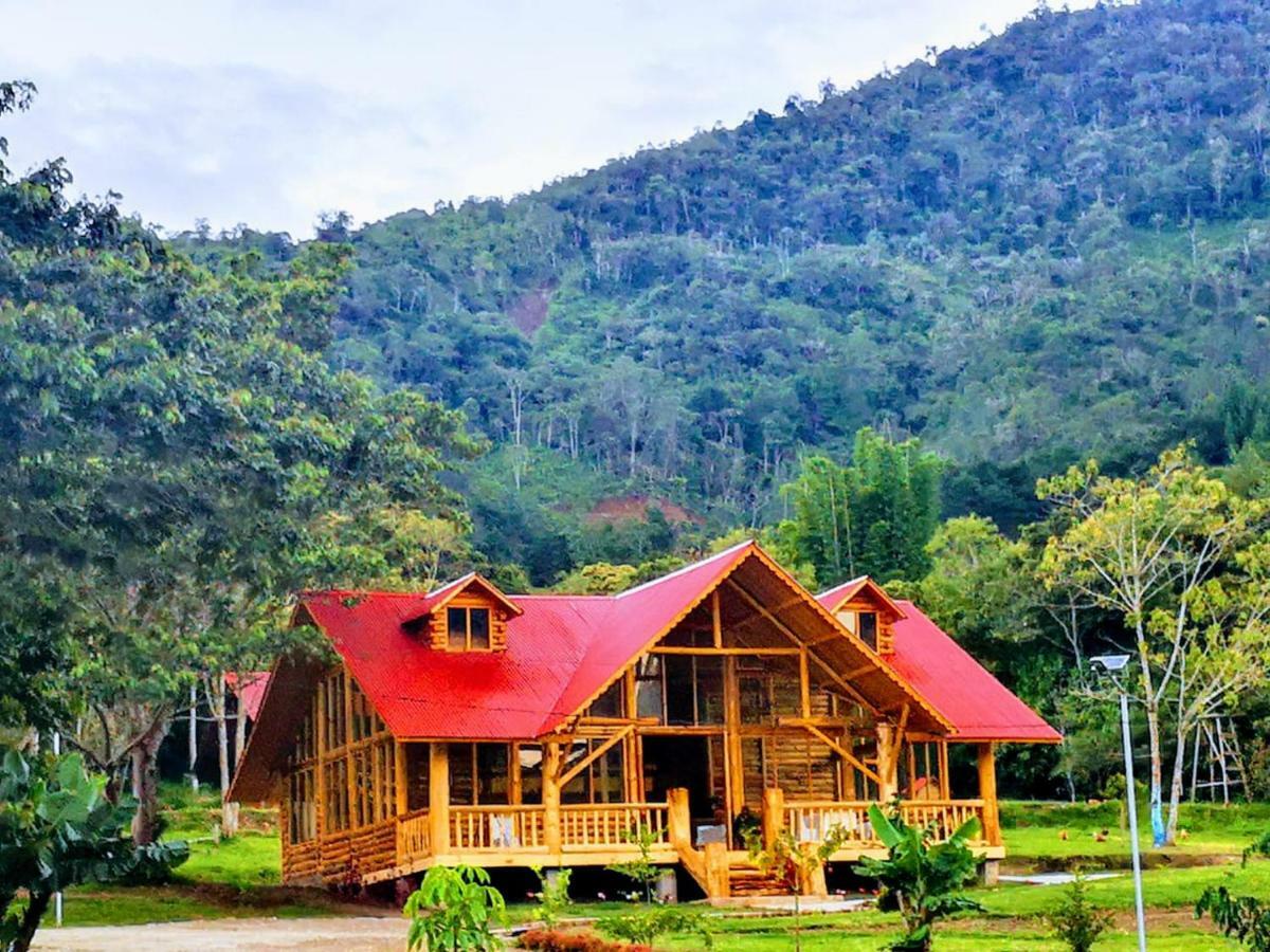 Hassinger Ranch Cabanas Оксапампа Экстерьер фото